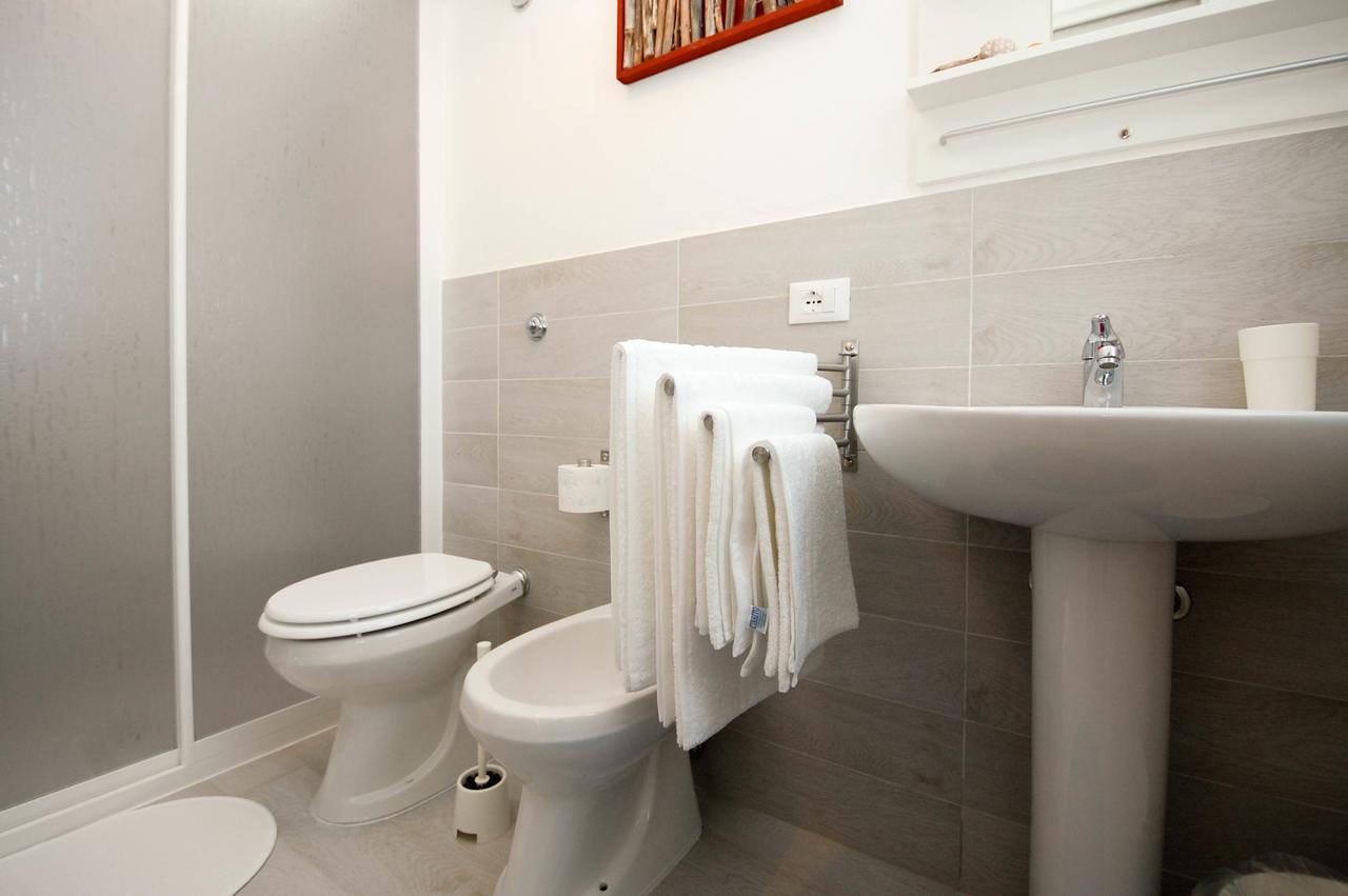 Villa Barbara...A 100 Passi Dal Mare!!!! Ласкари Экстерьер фото